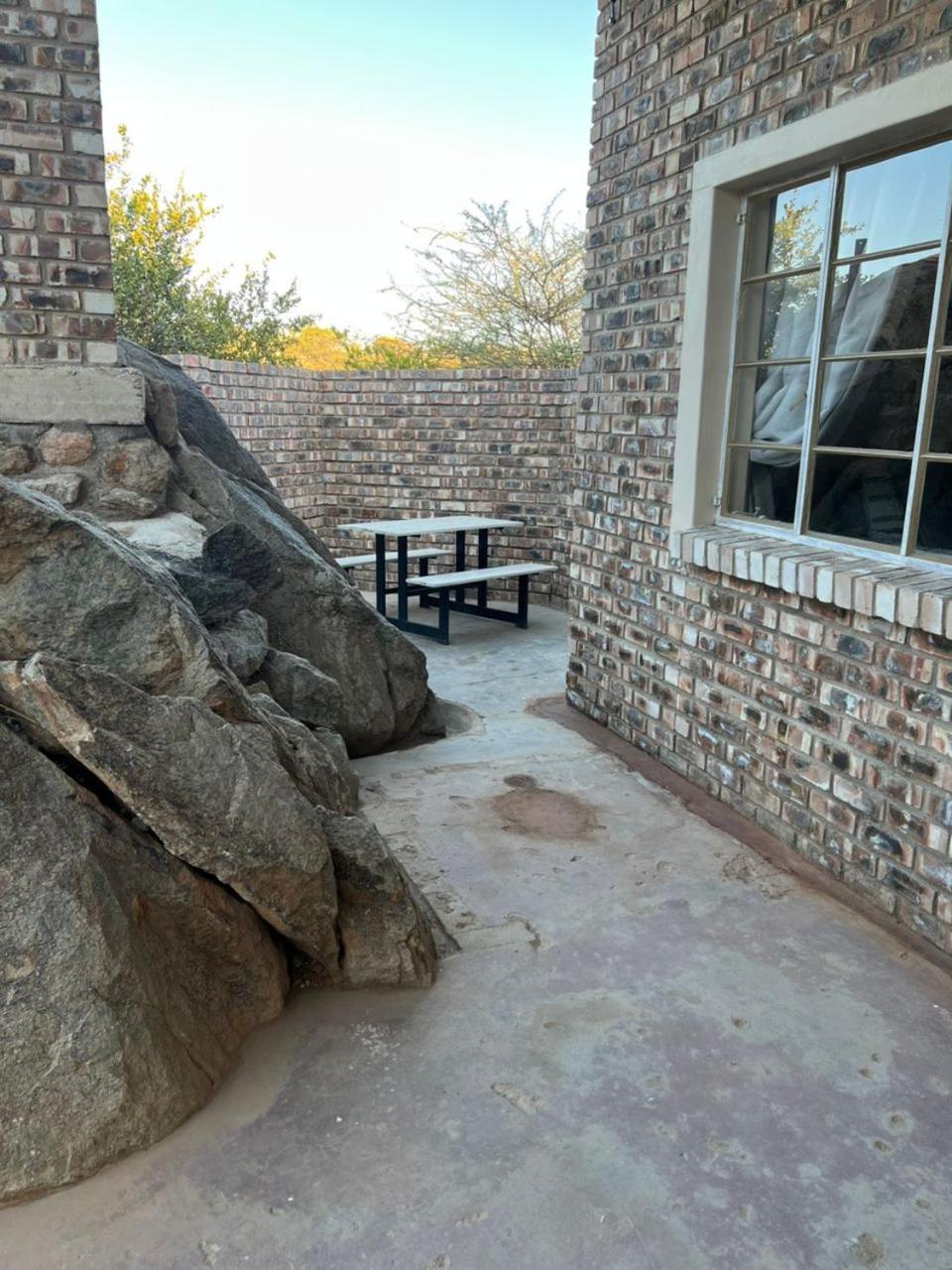 Kaoko Bush Lodge Kamanjab Exterior photo